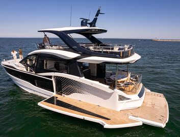 Galeon 620 Fly  Gen 2, Beach Club