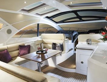 Sunseeker San Remo, Interior