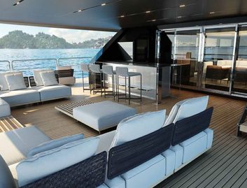 Riva 54Metri, Deck Area