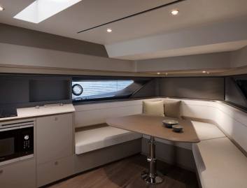 Princess C48 Open IB , Interior