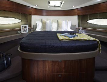 Princess F43, Accommodation