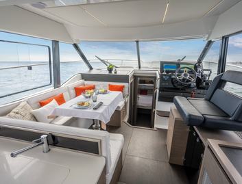 Jeanneau Merry Fisher  1295 Fly, Interior