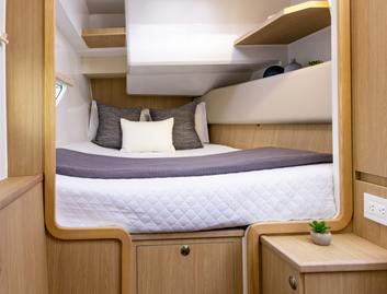Aquila 36 Sport , Accommodation