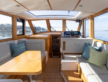 Cockwells Duchy 35 , Interior