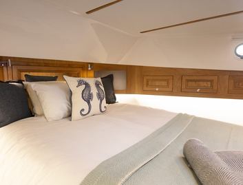 Cockwells Duchy 35 , Accommodation