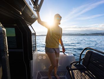 XO DFNDR 8, Deck Area