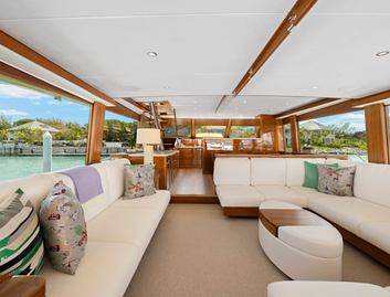 Grand Banks GB85 Flybridge, Interior
