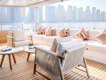 Gulf Craft Majesty 100 Terrace , Deck Area