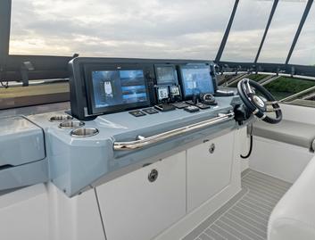 Aquila 50 Yacht , Helm Station