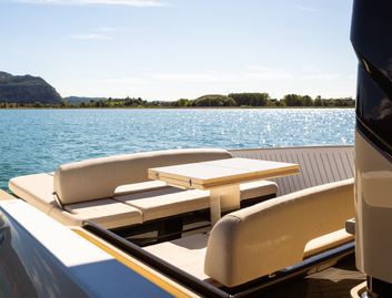 Bellini Astor 36 , Deck Area