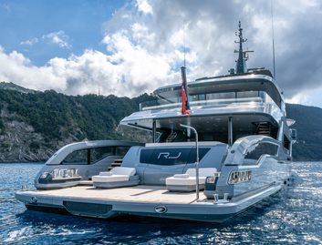 Cantiere delle Marche RJ 155 , Beach Club