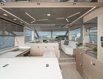 Sunseeker Manhattan 55 Gen 2, Interior