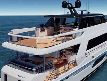 CL Yachts CLB80, Deck Area