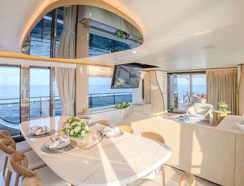 Gulf Craft Majesty 100 Terrace , Interior