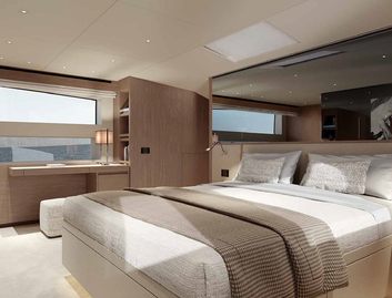 Sanlorenzo SL90 Asymmetric, Accommodation