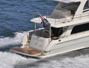 Hampton 700, Fly Deck/Sportdeck
