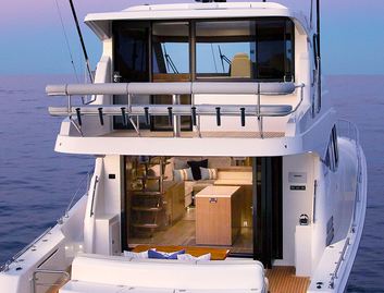 Maritimo M59 Mk2, Fly Deck/Sportdeck
