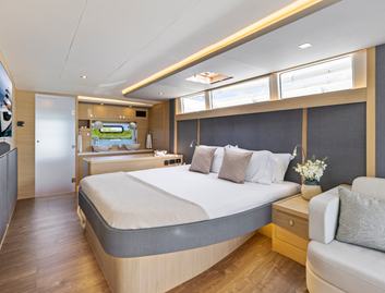 Aquila 50 Yacht , Accommodation