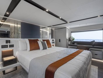 Astondoa As8, Accommodation