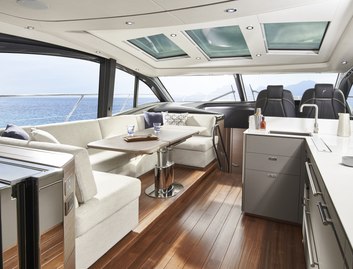 Princess V55 Gen 2, Interior