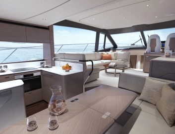 Princess F58 , Interior