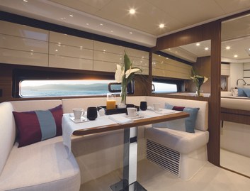 Azimut Atlantis 43, Interior