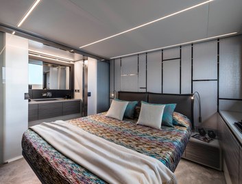 Pershing 6X, Accommodation