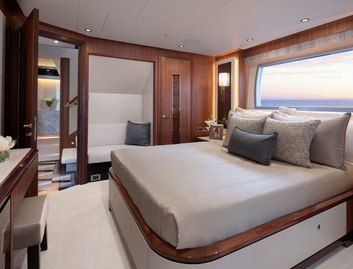 Ocean Alexander 36L, Accommodation