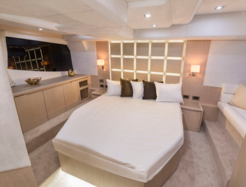 Galeon 460 Fly, Accommodation