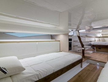 Fiart Seawalker 35, Interior