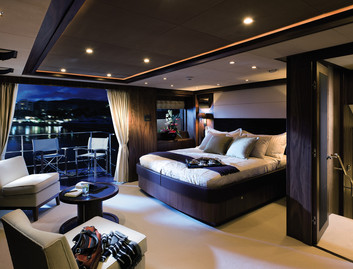 Sunseeker 40 Metre Yacht, Accommodation