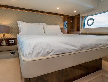 Fairline Targa 50 Open, Accommodation