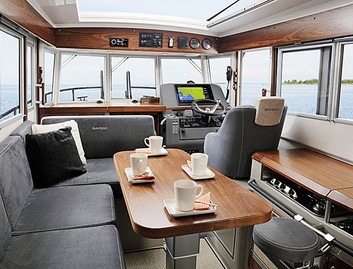 Sargo 31 Explorer, Interior