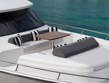 Ocean Alexander 70E Motoryacht, Deck Area