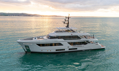 Award FinalistCantiere Delle Marche RJ 115                                                                                        
                                                    
                                Cantiere delle Marche
                                Photo