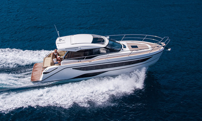 Award WinnerBavaria SR36                                                                                        
                                                    
                                Bavaria Yachts
                                Photo