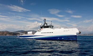 Award Nomination Damen YS 5009 - Axis       Photo