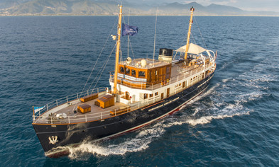 Award Winner  - Taransay 38.55m Rossinavi Photo