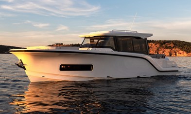 Award FinalistAIATA Wayfinder 38 Cabin                                                                                         
                                                    
                                AIATA
                                Photo