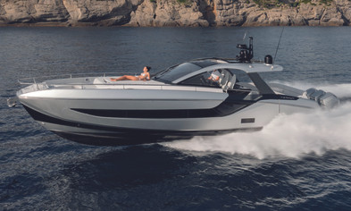 Award WinnerAzimut Verve 48                                                            15.03m
                                                                            
                                Azimut
                                Photo