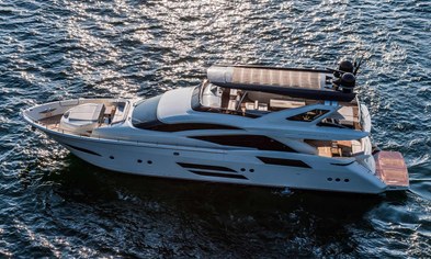 Award FinalistDominator 800                                                            24m
                                                                            
                                Dominator
                                Photo