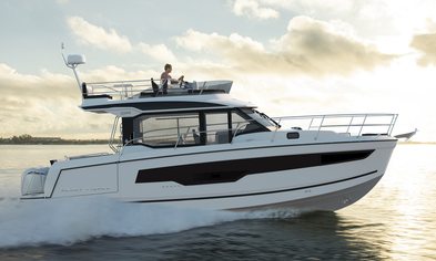 Award FinalistJeanneau Merry Fisher 1095 Fly Serie2                                                            10.45m
                                                                            
                                Jeanneau
                                Photo