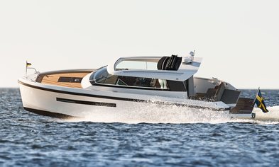 Award FinalistDelta Powerboats 33 Coupé                                                             10.95m
                                                                            
                                Delta Powerboats
                                Photo