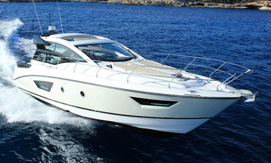 Award FinalistBeneteau Gran Turismo 46                                                            14.78m
                                                                            
                                Beneteau
                                Photo