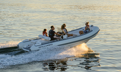 Award NominationWilliams SportJet 520                                                            5.19m
                                                                            
                                Williams Jet Tenders
                                Photo