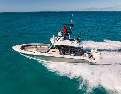 Boston Whaler 360 Outrage