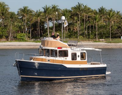 Ranger Tugs R-31 CB