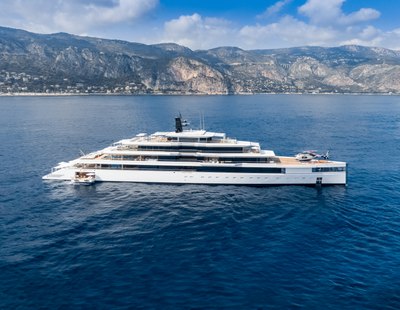 ide view of Ulysses yacht for visual comparison