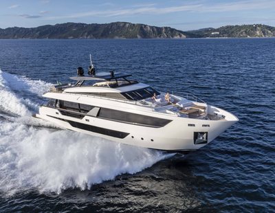 Ferretti 1000