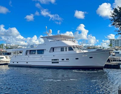 Outer Reef 830 Motoryacht